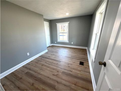 Tiny photo for 117 Monroe Street, Monroe, VA 24574 (MLS # 364853)