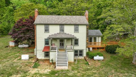 Photo of 952 Naked Mountain Lane, Shipman, VA 22971 (MLS # 366071)