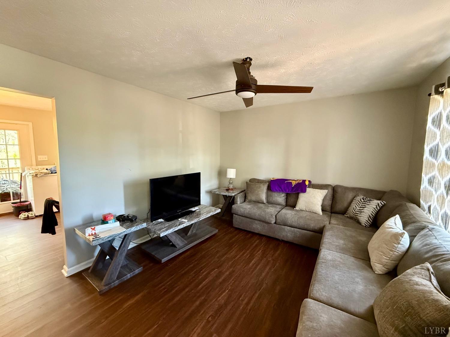 126 Berkley Place, Madison Heights, Virginia image 2