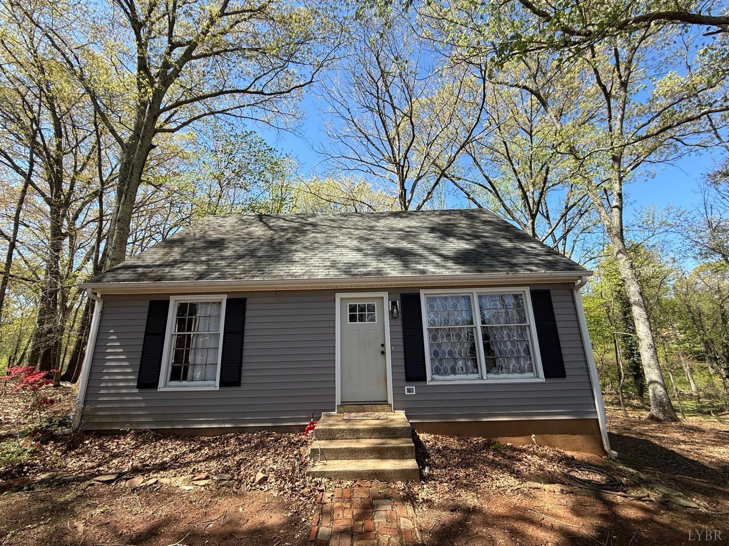 126 Berkley Place, Madison Heights, Virginia image 1