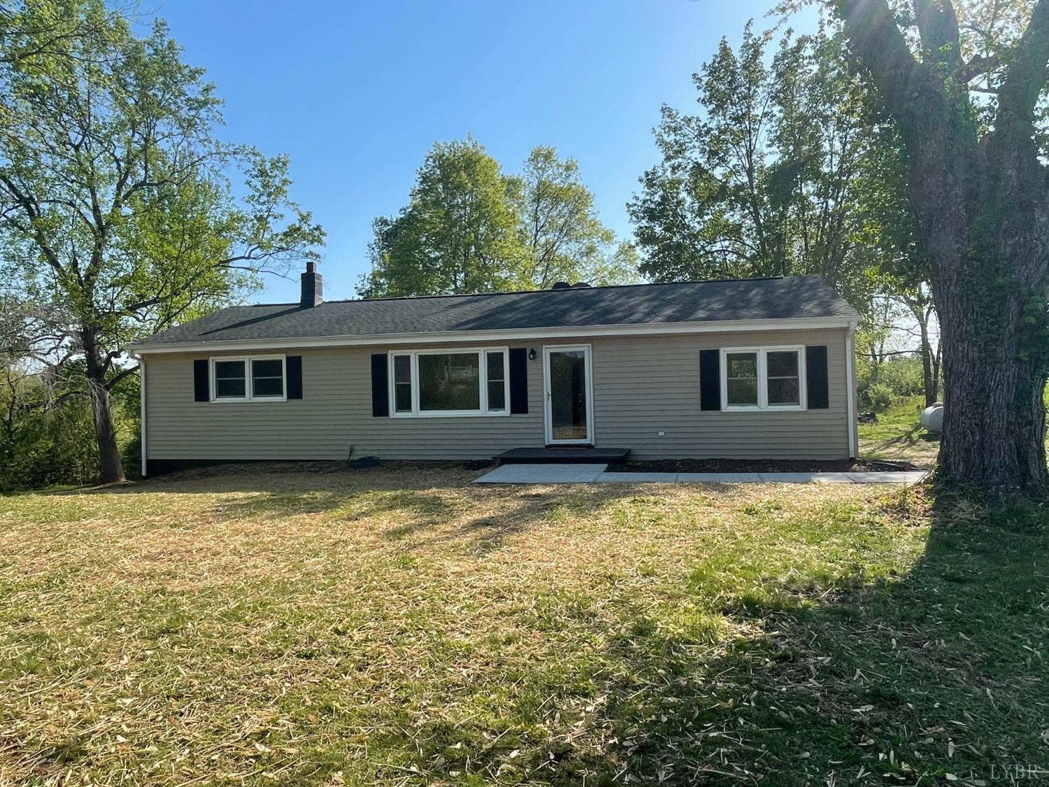1079 Glenwood Drive, Bedford, Virginia image 6