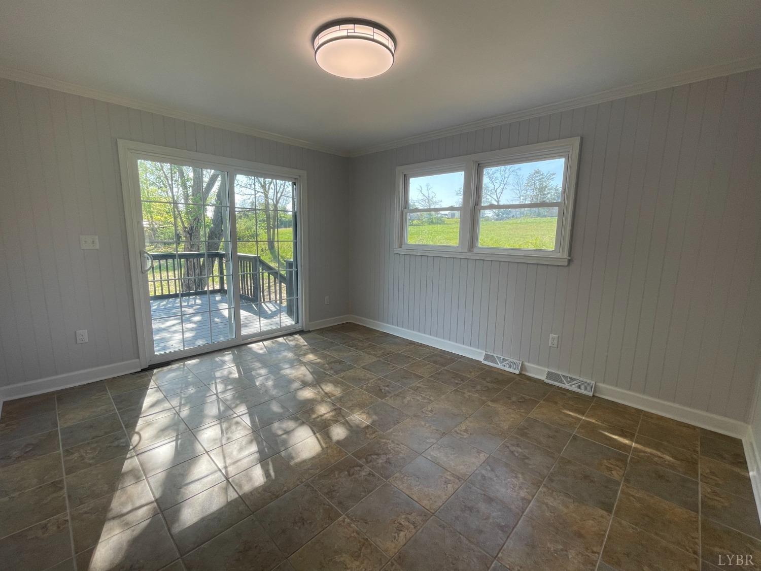 1079 Glenwood Drive, Bedford, Virginia image 15