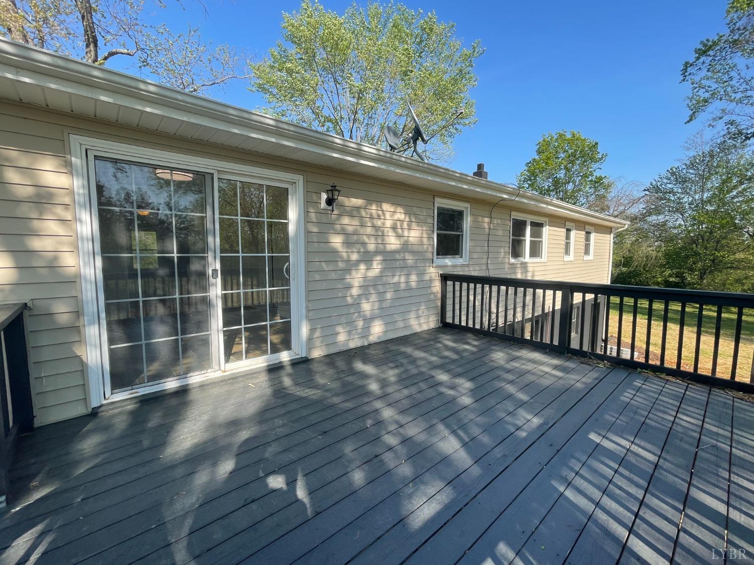 1079 Glenwood Drive, Bedford, Virginia image 9