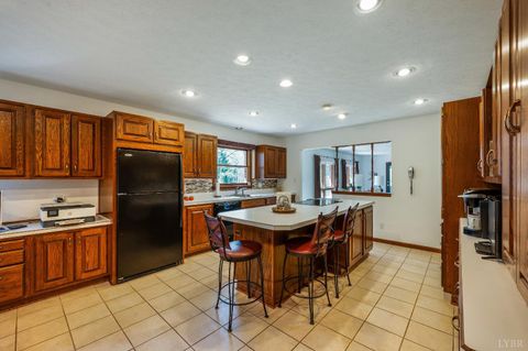 Tiny photo for 331 Johnson Drive, Amherst, VA 24523 (MLS # 365764)