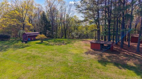 Tiny photo for 331 Johnson Drive, Amherst, VA 24523 (MLS # 365764)