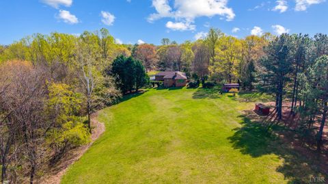Tiny photo for 331 Johnson Drive, Amherst, VA 24523 (MLS # 365764)