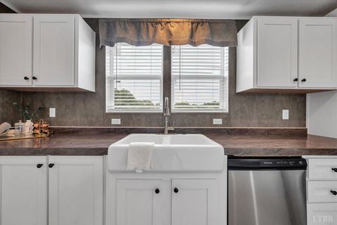 Tiny photo for 1844 Fiddler Creek Road, Bedford, VA 24523 (MLS # 366784)