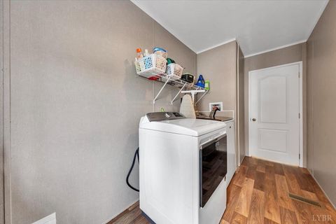 Tiny photo for 1844 Fiddler Creek Road, Bedford, VA 24523 (MLS # 366784)