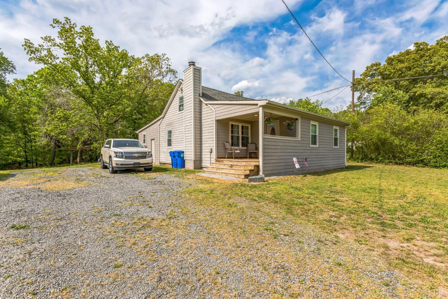 864 James River Road, Scottsville, Virginia image 1