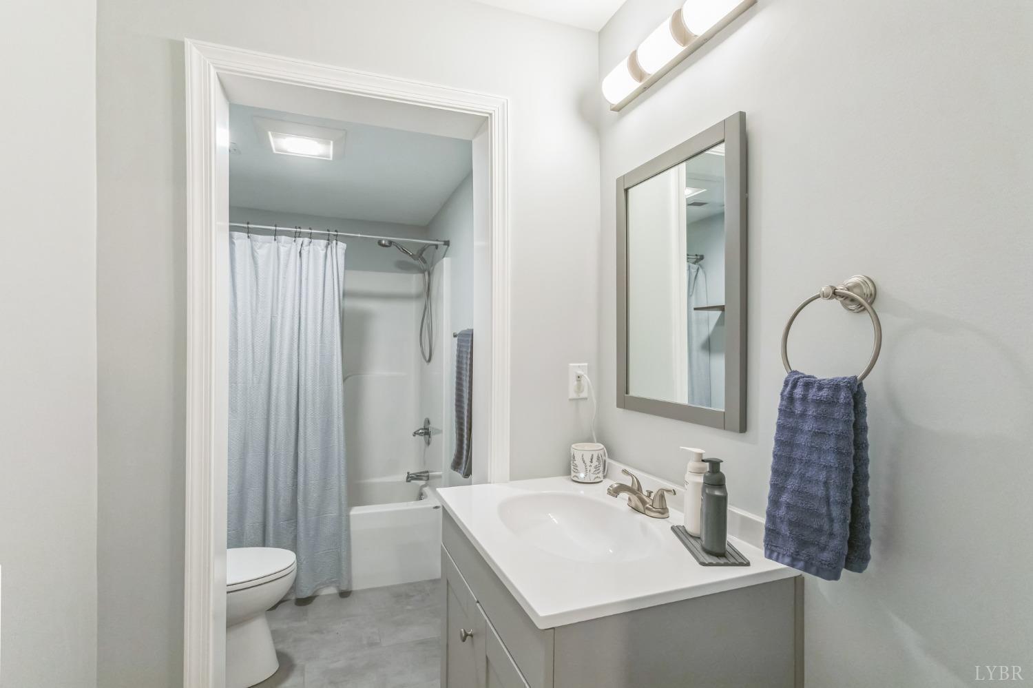 864 James River Road, Scottsville, Virginia image 18