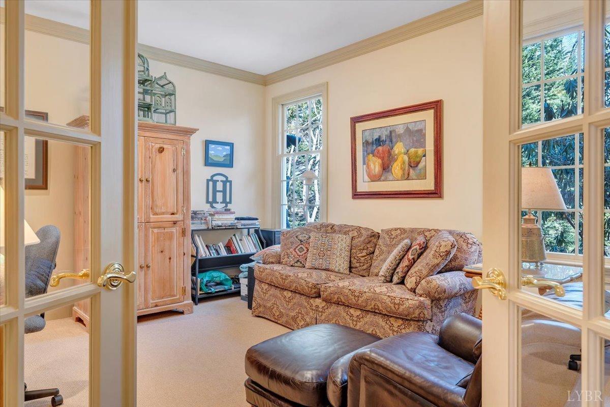 Lynchburg, Virginia 24503, United States, 4 Bedrooms Bedrooms, ,5 BathroomsBathrooms,Residential,Pending,11598