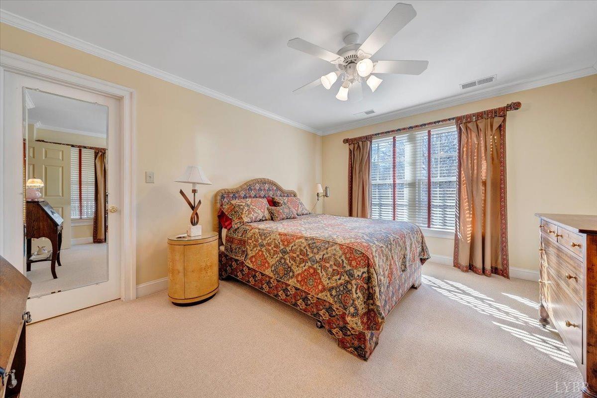 Lynchburg, Virginia 24503, United States, 4 Bedrooms Bedrooms, ,5 BathroomsBathrooms,Residential,Pending,11598