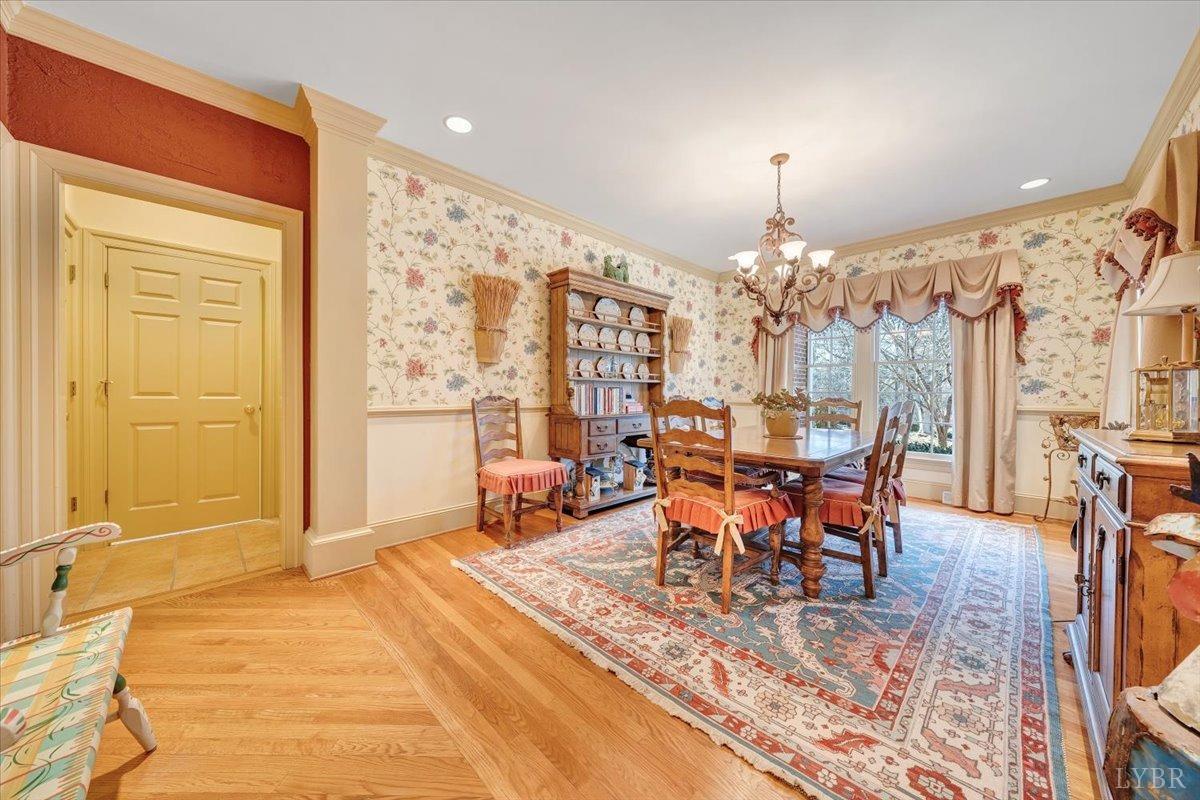 Lynchburg, Virginia 24503, United States, 4 Bedrooms Bedrooms, ,5 BathroomsBathrooms,Residential,Pending,11598