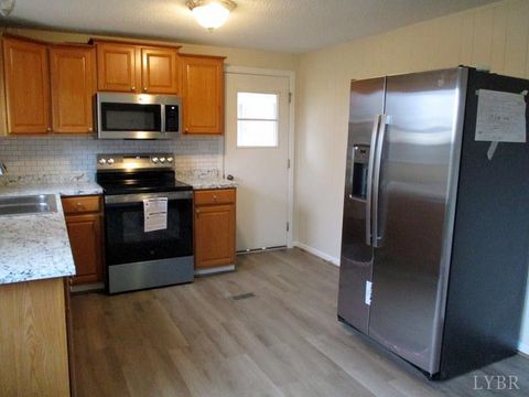 Tiny photo for 3009 Pocket Road, Hurt, VA 24563 (MLS # 364024)