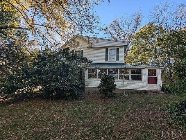 201 Charlotte Avenue, Phenix, Virginia image 3