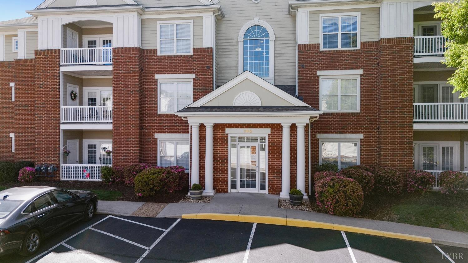 605 Wyndhurst Drive #101, Lynchburg, Virginia image 1
