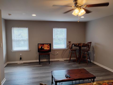 Tiny photo for 3941 PROMISE LAND RD Rd, Appomattox, VA 24522 (MLS # 361506)