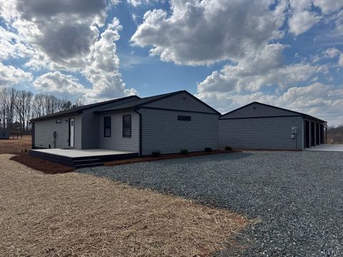 Tiny photo for 3941 Promise Land Road Rd, Appomattox, VA 24522 (MLS # 364892)
