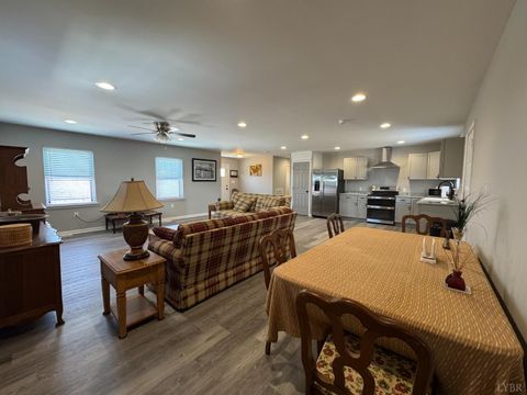 Tiny photo for 3941 Promise Land Road Rd, Appomattox, VA 24522 (MLS # 364892)