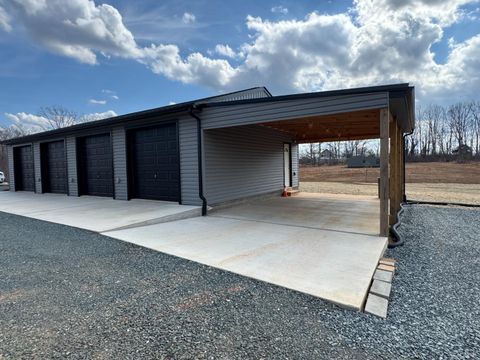 Tiny photo for 3941 Promise Land Road Rd, Appomattox, VA 24522 (MLS # 364892)