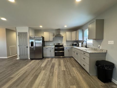 Tiny photo for 3941 Promise Land Road Rd, Appomattox, VA 24522 (MLS # 364892)