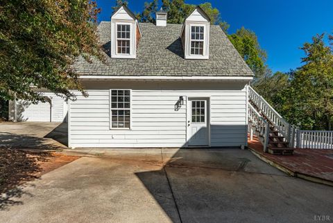 Tiny photo for 207 Fox Runn Dr Dr, Lynchburg, VA 24503 (MLS # 362351)