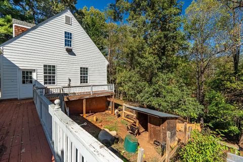 Tiny photo for 207 Fox Runn Dr Dr, Lynchburg, VA 24503 (MLS # 362351)