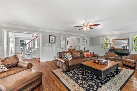 Tiny photo for 207 Fox Runn Dr Dr, Lynchburg, VA 24503 (MLS # 362351)