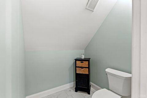 Tiny photo for 207 Fox Runn Dr Dr, Lynchburg, VA 24503 (MLS # 362351)