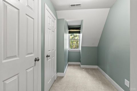 Tiny photo for 207 Fox Runn Dr Dr, Lynchburg, VA 24503 (MLS # 362351)