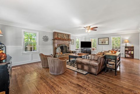 Tiny photo for 207 Fox Runn Dr Dr, Lynchburg, VA 24503 (MLS # 362351)