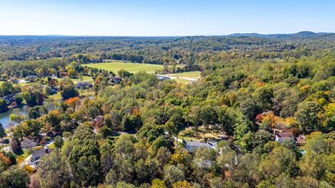 Tiny photo for 207 Fox Runn Dr Dr, Lynchburg, VA 24503 (MLS # 362351)