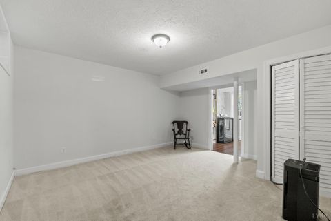 Tiny photo for 207 Fox Runn Dr Dr, Lynchburg, VA 24503 (MLS # 362351)