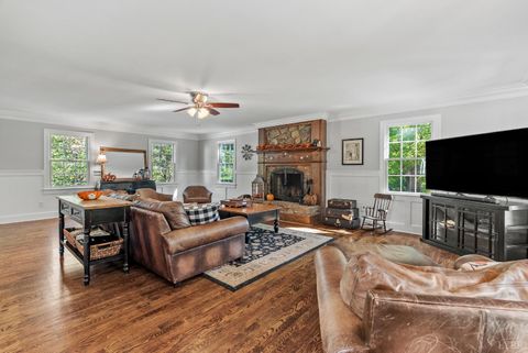 Tiny photo for 207 Fox Runn Dr Dr, Lynchburg, VA 24503 (MLS # 362351)
