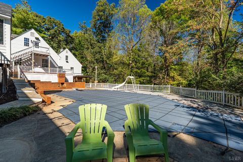 Tiny photo for 207 Fox Runn Dr Dr, Lynchburg, VA 24503 (MLS # 362351)
