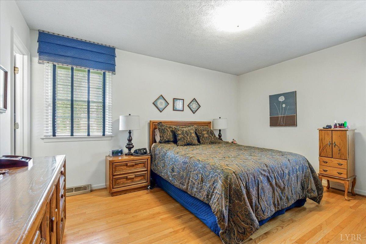 864 Rainbow Forest Drive, Lynchburg, Virginia image 11