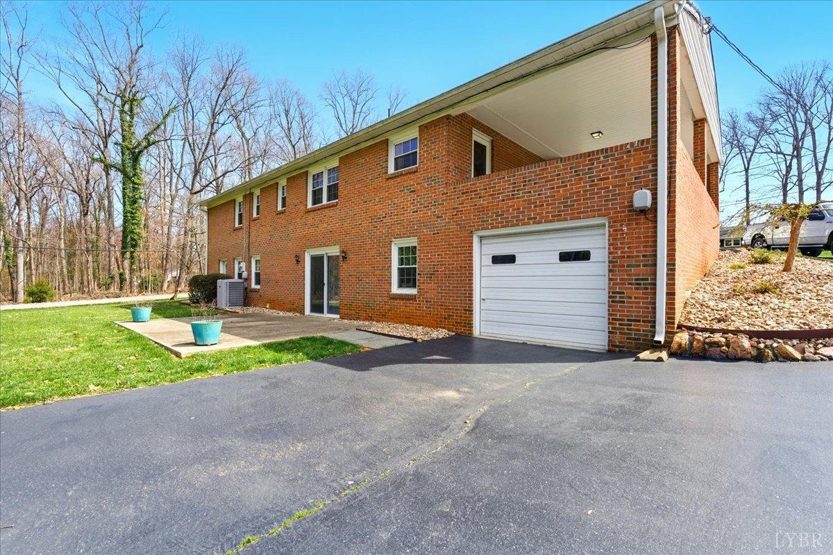 864 Rainbow Forest Drive, Lynchburg, Virginia image 38