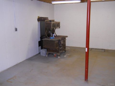 Tiny photo for 209 Leatherwood Place, Bedford, VA 24523 (MLS # 365193)