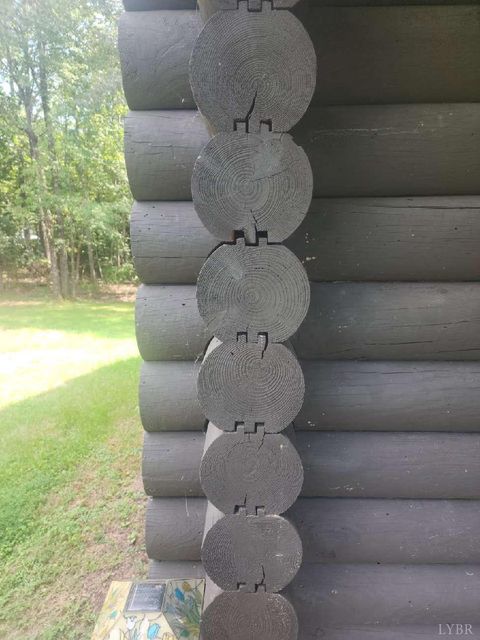 Tiny photo for 209 Leatherwood Place, Bedford, VA 24523 (MLS # 365193)