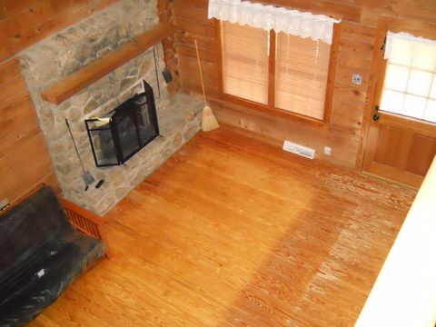 Tiny photo for 209 Leatherwood Place, Bedford, VA 24523 (MLS # 365193)