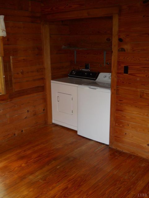 Tiny photo for 209 Leatherwood Place, Bedford, VA 24523 (MLS # 365193)