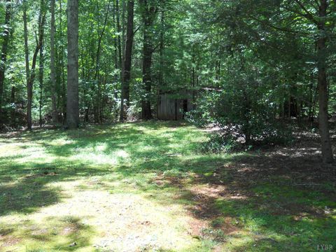 Tiny photo for 209 Leatherwood Place, Bedford, VA 24523 (MLS # 365193)