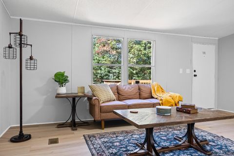 Tiny photo for 509 oak hill Road, Prospect, VA 23960 (MLS # 362555)