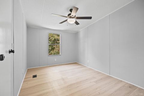 Tiny photo for 509 oak hill Road, Prospect, VA 23960 (MLS # 362555)