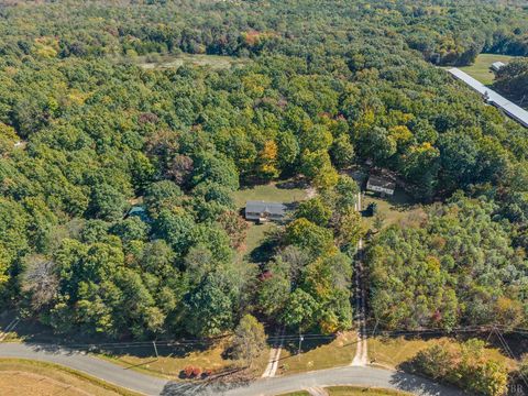 Tiny photo for 509 oak hill Road, Prospect, VA 23960 (MLS # 362555)