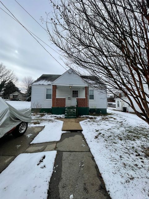 Photo of 225 Bell Street, Lynchburg, VA 24501 (MLS # 364949)