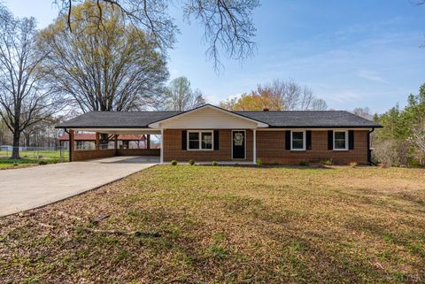 Tiny photo for 15973 Mount Cross Road, Dry Fork, VA 24549 (MLS # 365258)