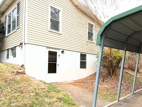 Tiny photo for 1908 Roxbury Street, Lynchburg, VA 24501 (MLS # 363935)