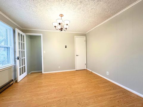 Tiny photo for 1908 Roxbury Street, Lynchburg, VA 24501 (MLS # 363935)