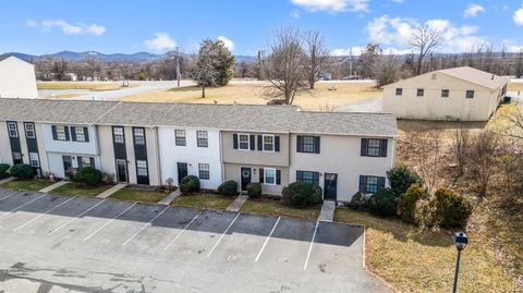 Tiny photo for 15 Countryplace Lane, Lynchburg, VA 24501 (MLS # 364645)